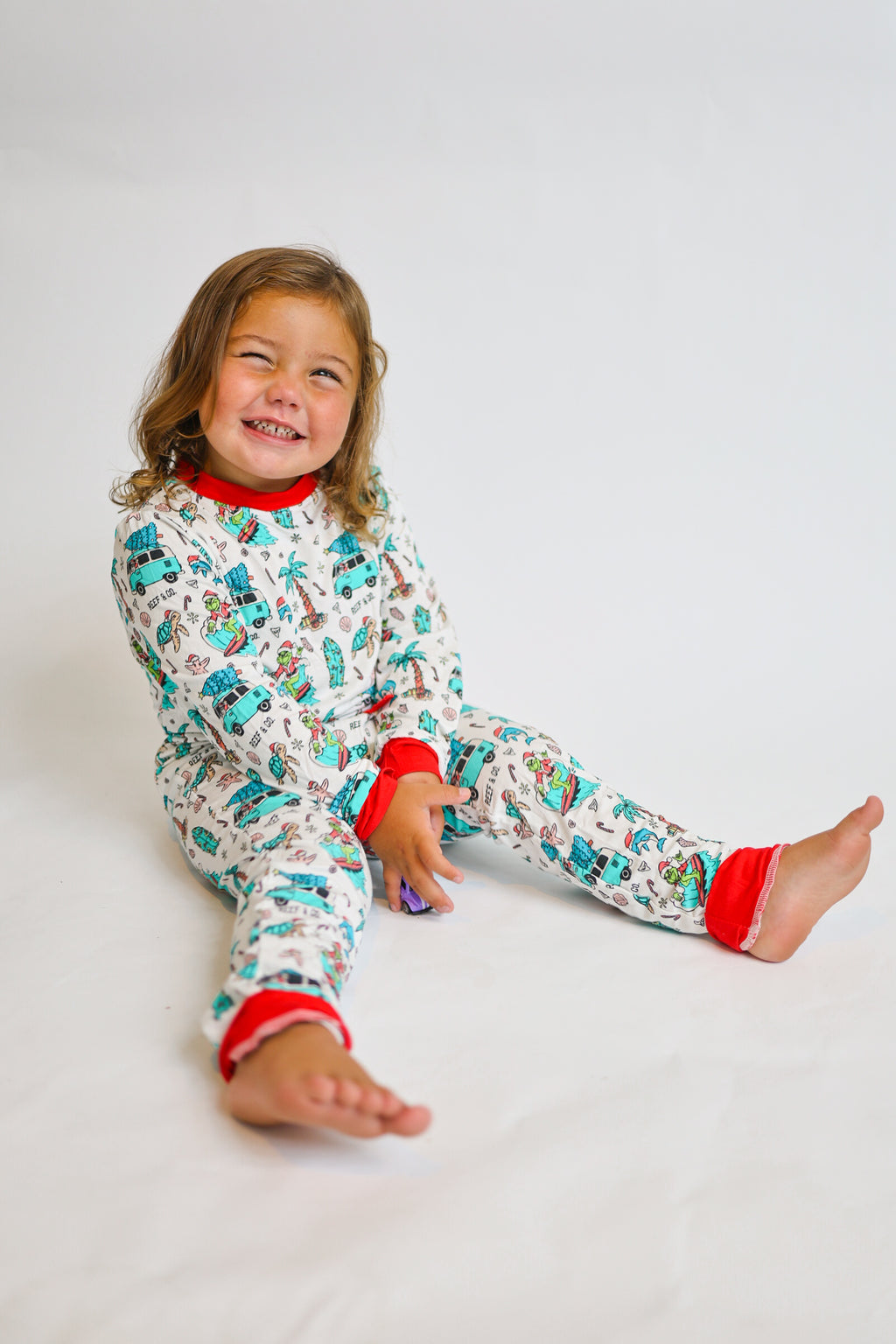 Grinchin’ by the Sea kids jogger pajama set