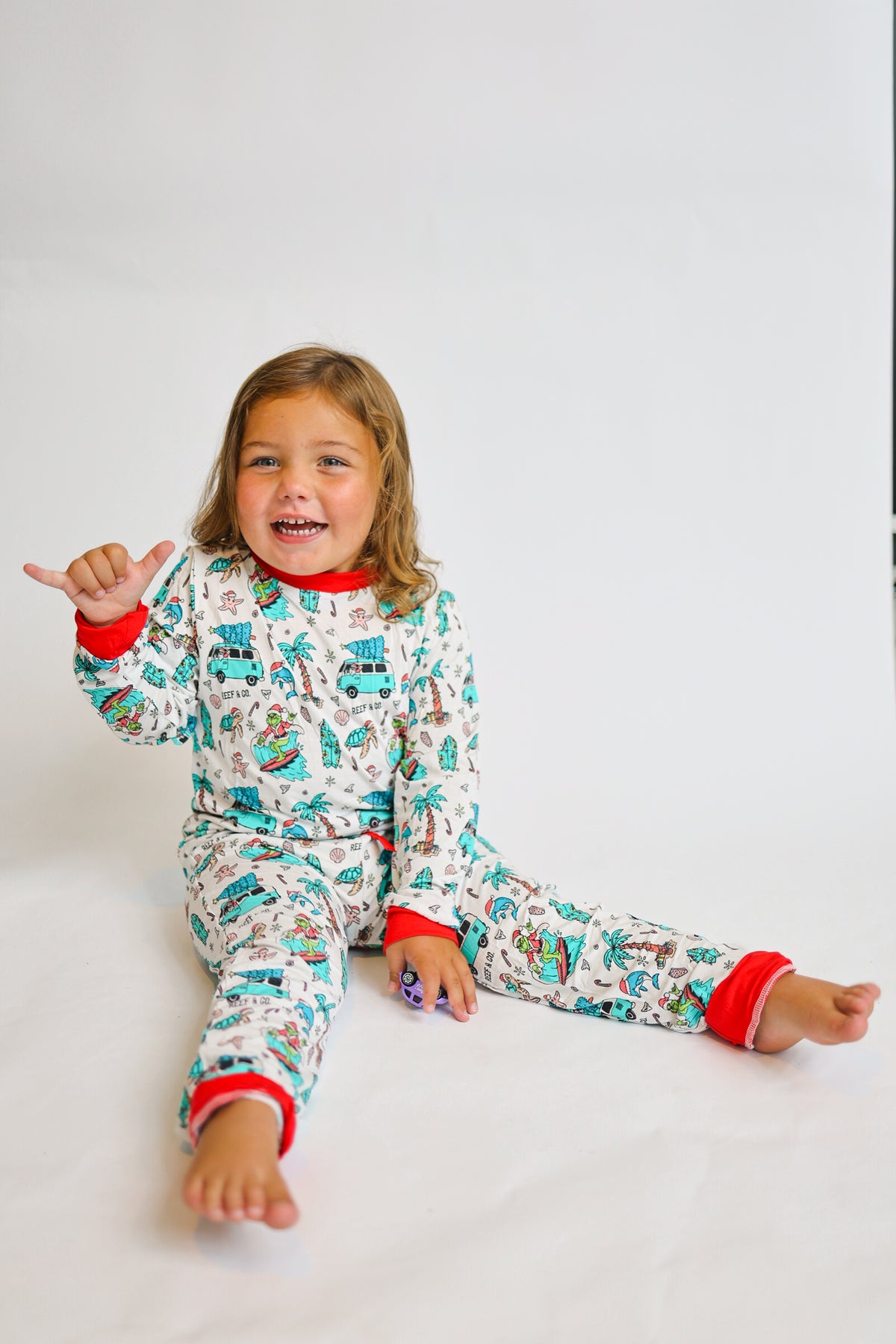 Grinchin’ by the Sea kids jogger pajama set