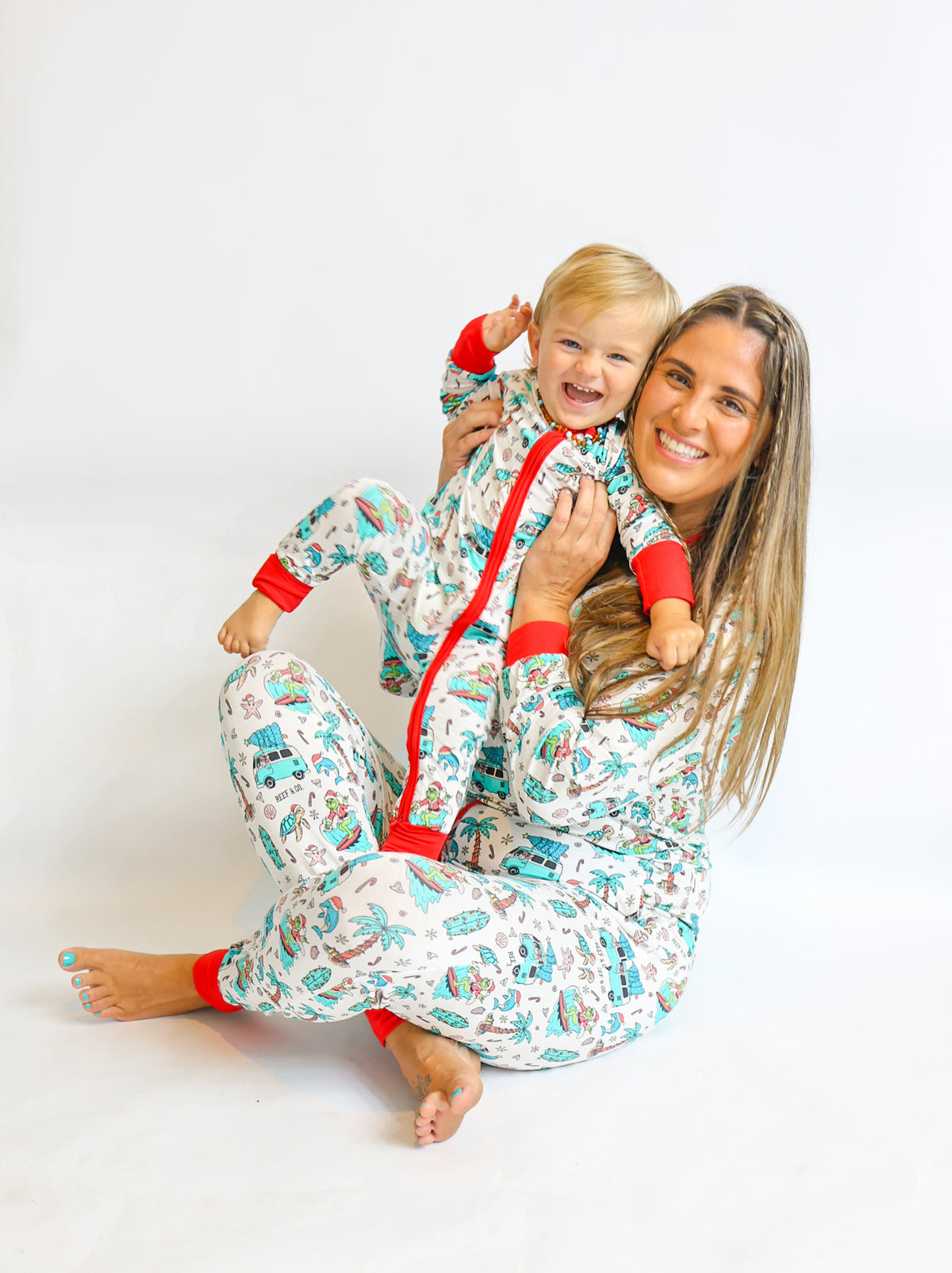 Grinchin’ by the Sea Adult jogger pajama set