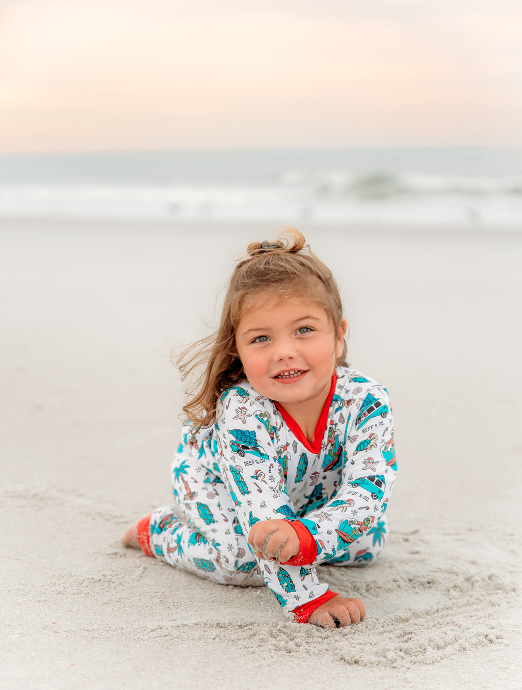 Grinchin’ by the Sea kids jogger pajama set